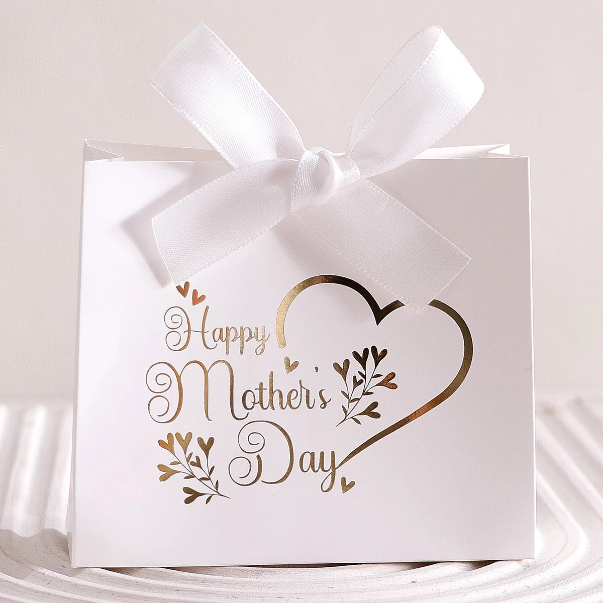 5Pcs Mother’s Day Gift Boxes | Pink & White with Gold Print & Ribbon - Merelux Store