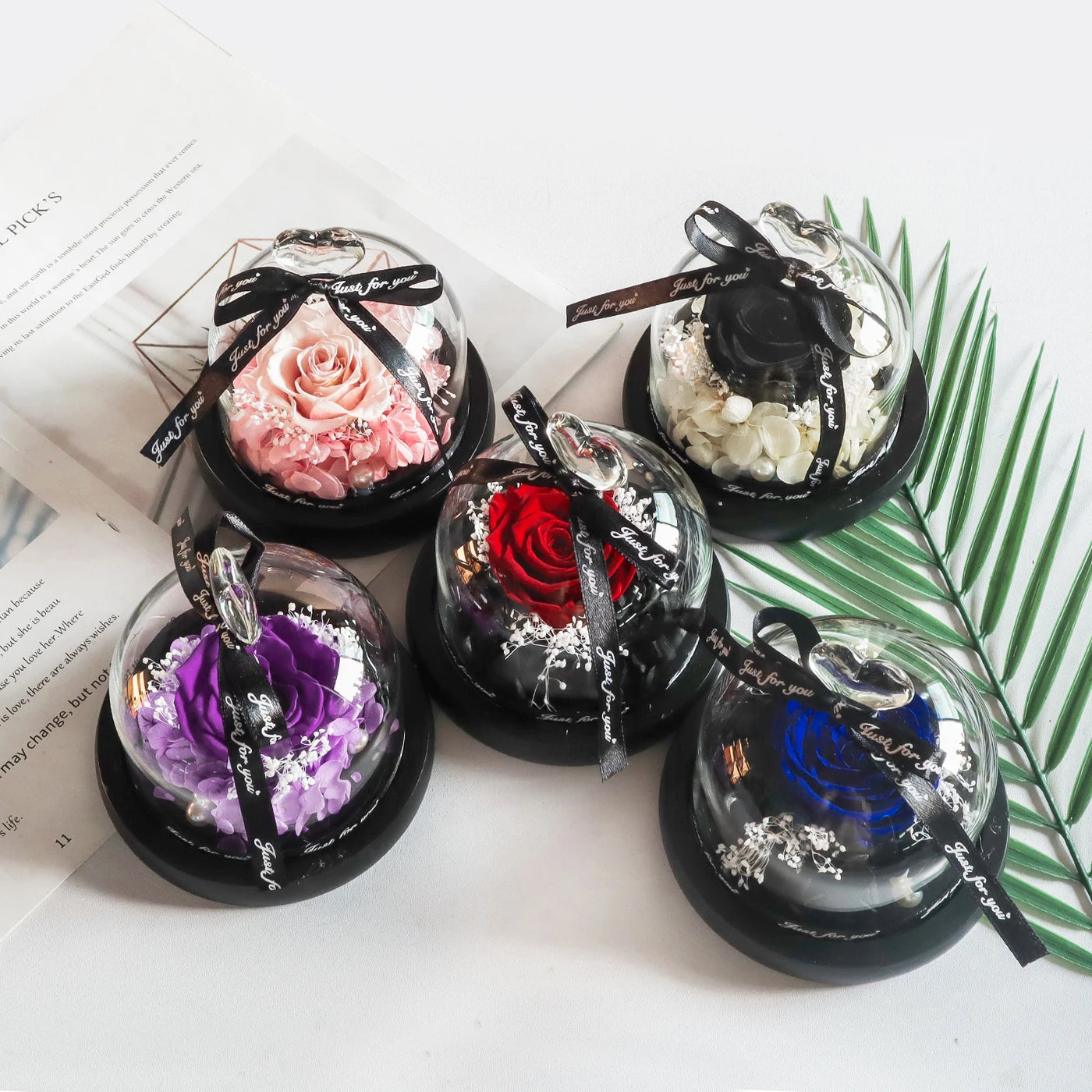 Eternal Rose in Glass Dome with LED | Ideal Gift for Moms & Weddings - Merelux Store